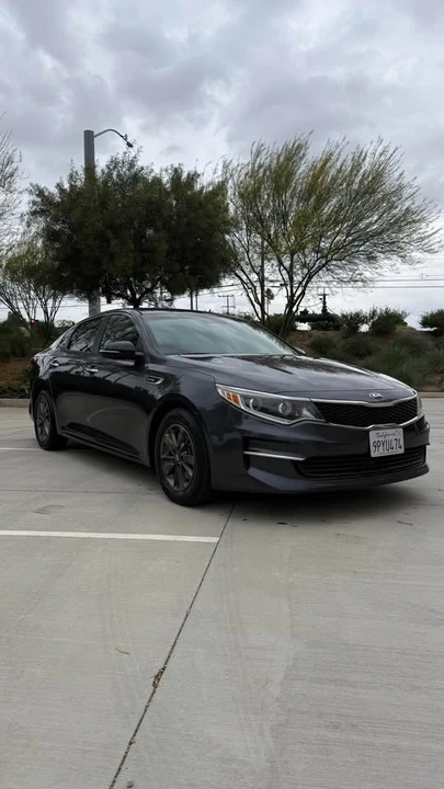 2017 Kia Optima/K5 - Image 2 of 14