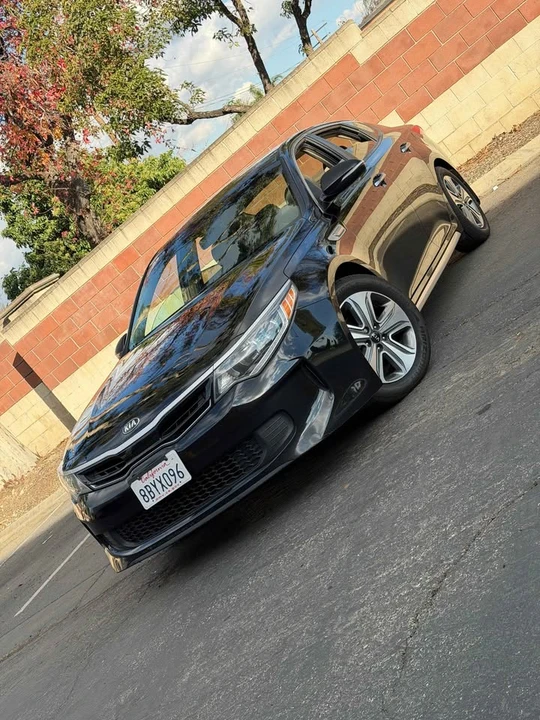 2017 Kia Optima/K5 - Image 3 of 20
