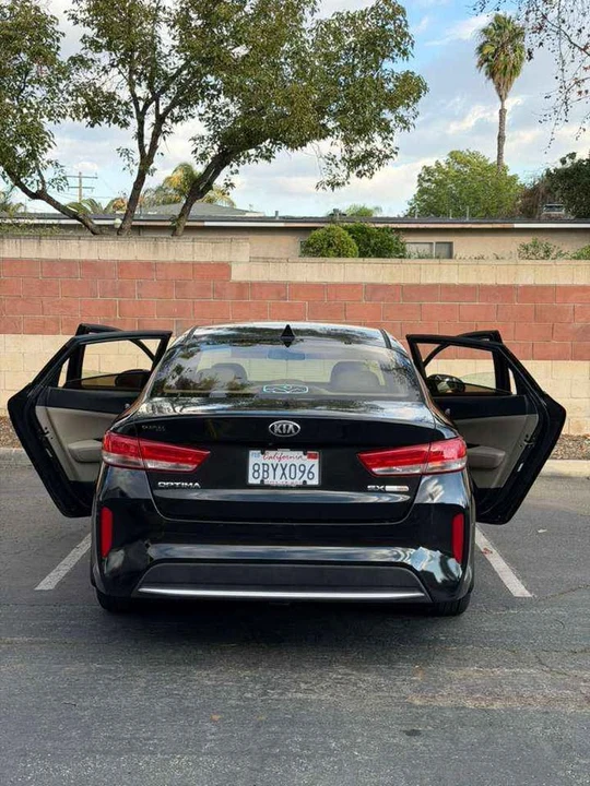 2017 Kia Optima/K5 - Image 4 of 20
