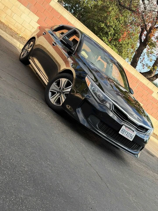 2017 Kia Optima/K5 - Image 13 of 20