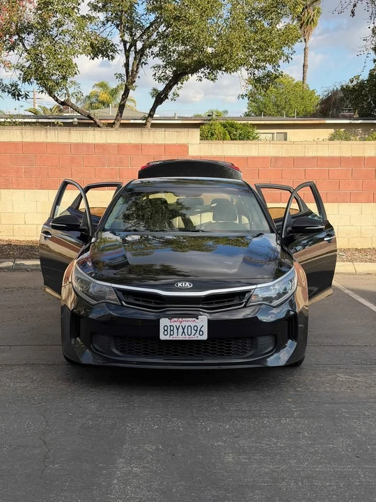 2017 Kia Optima/K5 - Image 12 of 20