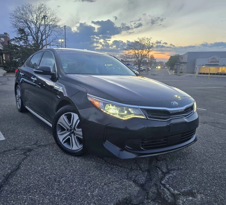 2017 Kia Optima/K5 - Image 15 of 15