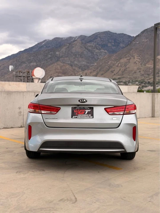 2017 Kia Optima/K5 - Image 7 of 19