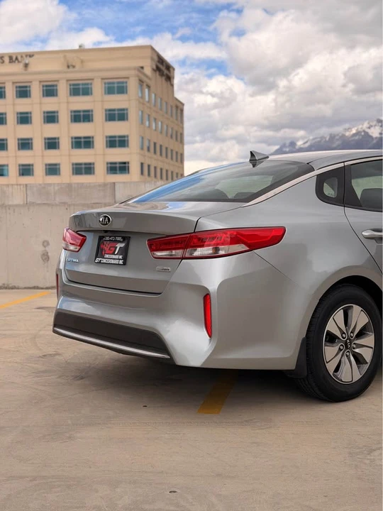 2017 Kia Optima/K5 - Image 6 of 19