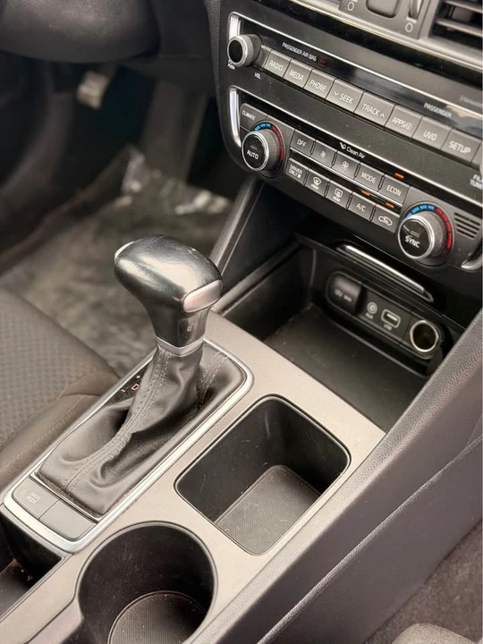 2017 Kia Optima/K5 - Image 19 of 19