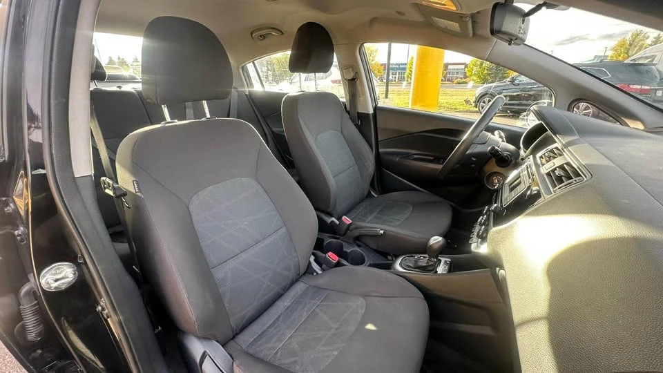2017 Kia Rio - Image 10 of 12