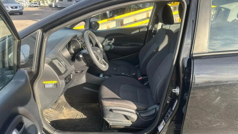 2017 Kia Rio - Image 11 of 12