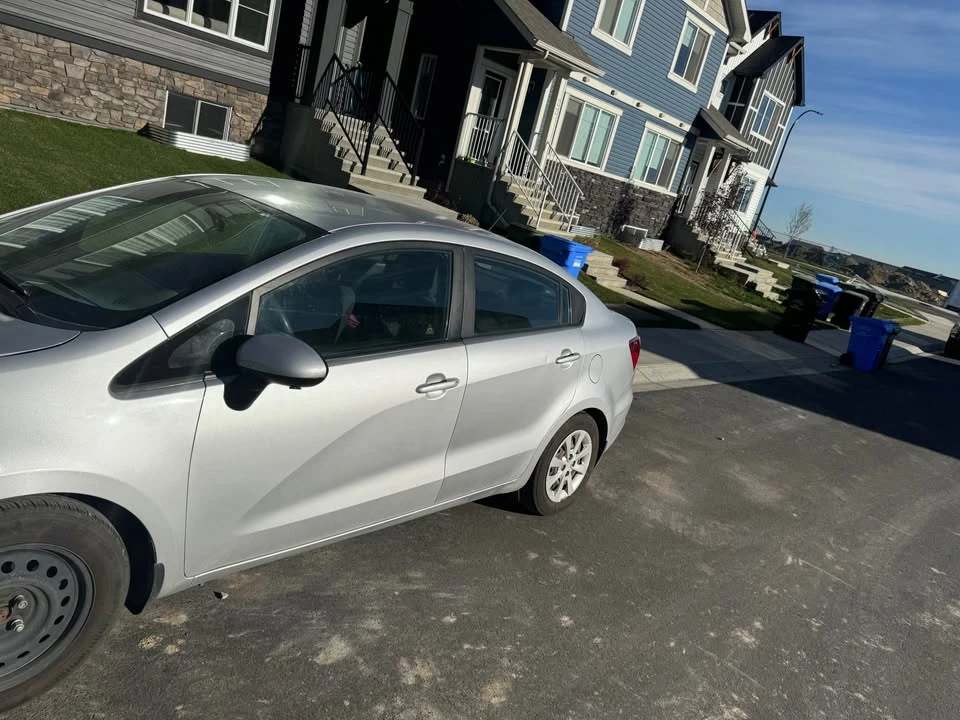 2017 Kia Rio - Image 3 of 5