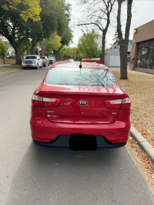 2017 Kia Rio - Image 6 of 9