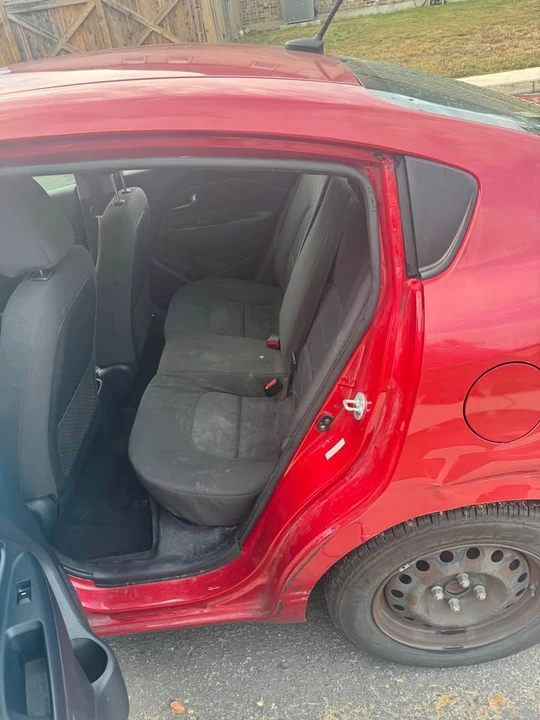 2017 Kia Rio - Image 4 of 8