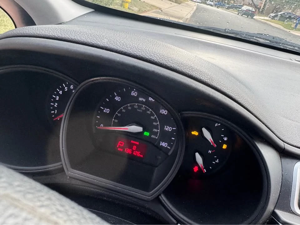 2017 Kia Rio - Image 8 of 8