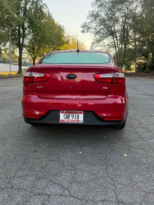 2017 Kia Rio - Image 4 of 15