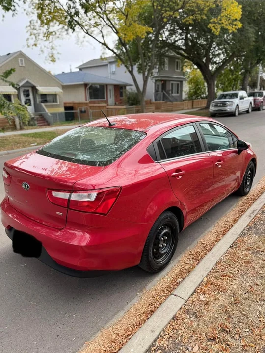 2017 Kia Rio - Image 5 of 9