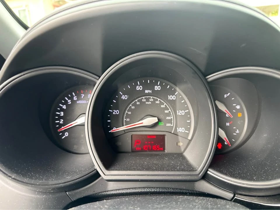 2017 Kia Rio - Image 6 of 9