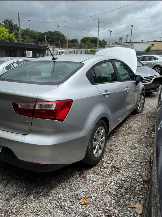 2017 Kia Rio - Image 3 of 5