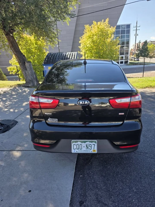 2017 Kia Rio - Image 4 of 10