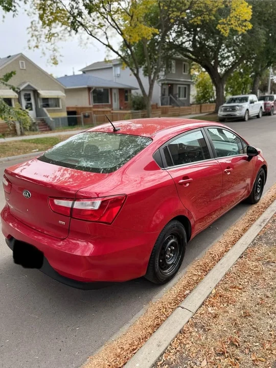 2017 Kia Rio - Image 4 of 9