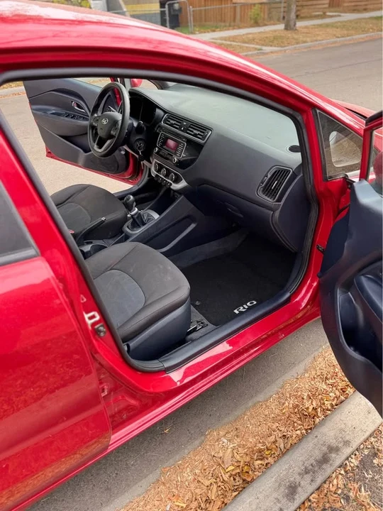 2017 Kia Rio - Image 8 of 9