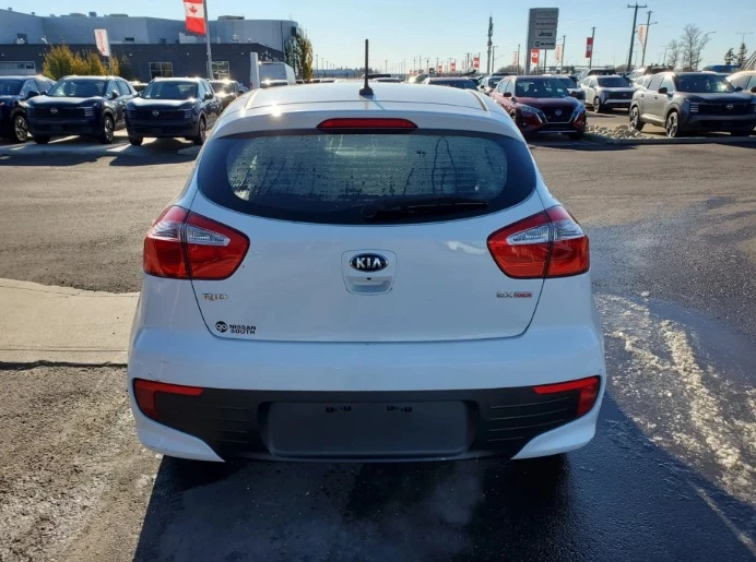 2017 Kia Rio - Image 6 of 15