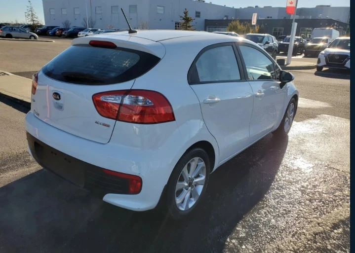 2017 Kia Rio - Image 7 of 15