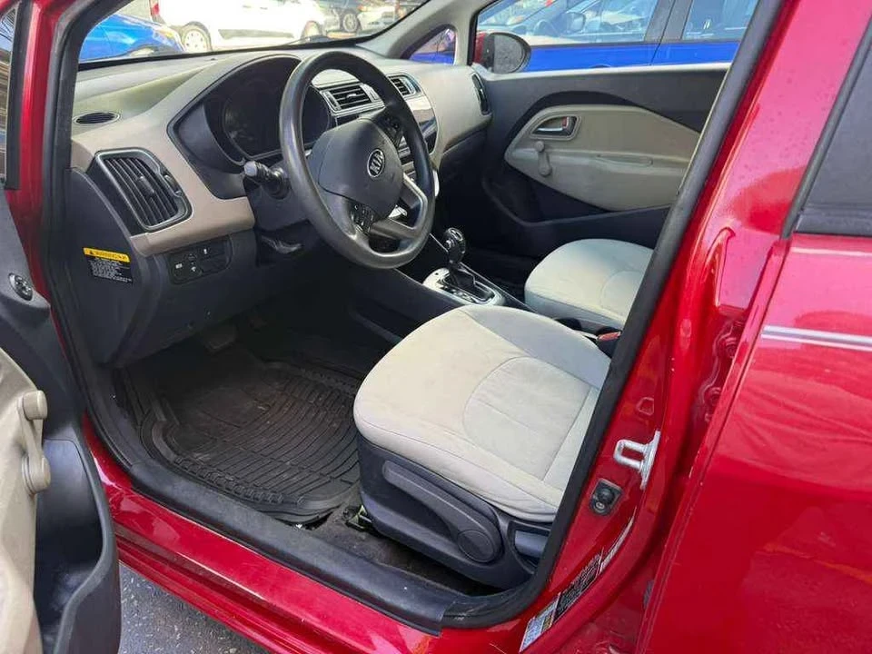 2017 Kia Rio - Image 16 of 18