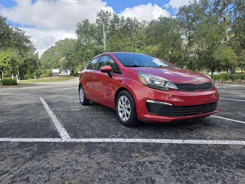 2017 Kia Rio - Image 4 of 18