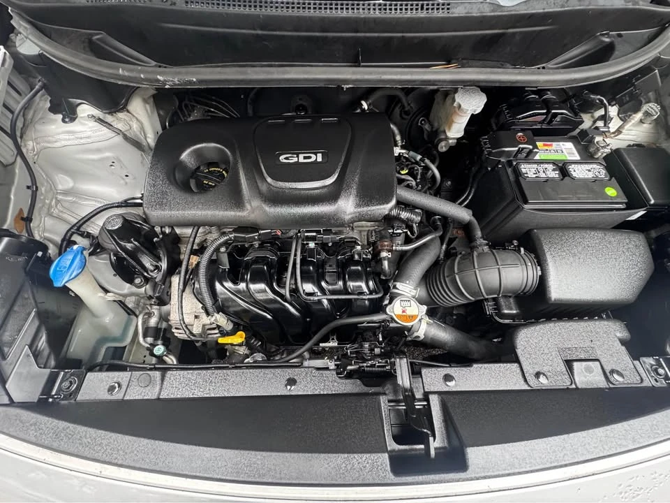 2017 Kia Rio - Image 6 of 12