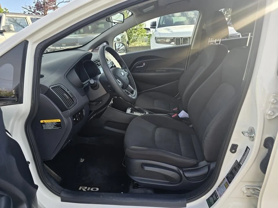 2017 Kia Rio - Image 17 of 17