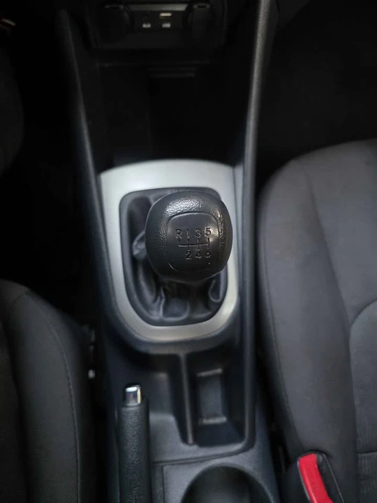 2017 Kia Rio - Image 13 of 14