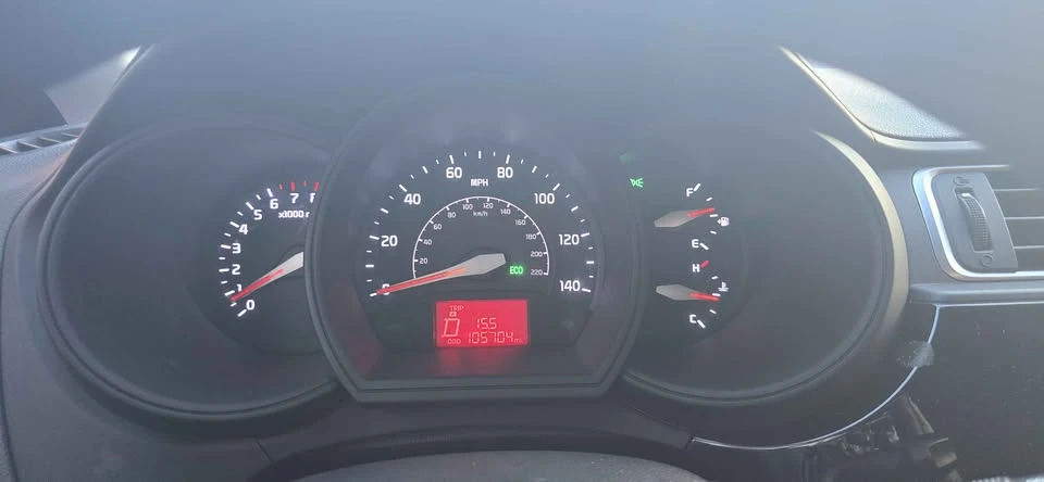 2017 Kia Rio - Image 8 of 10