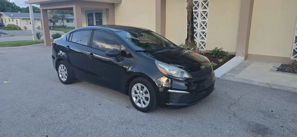 2017 Kia Rio - Image 2 of 10