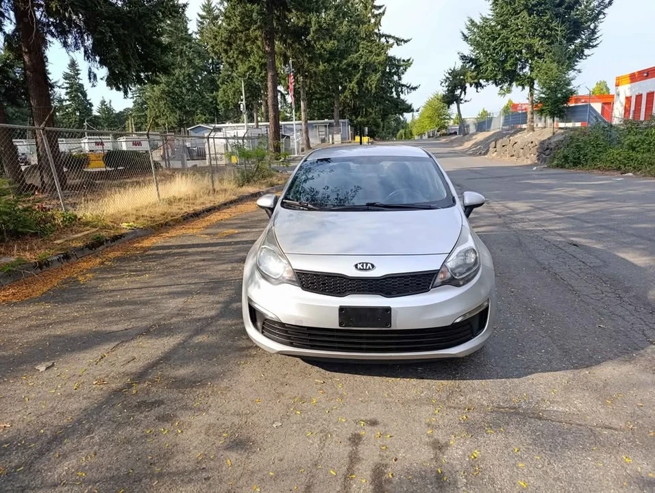 2017 Kia Rio - Image 3 of 18