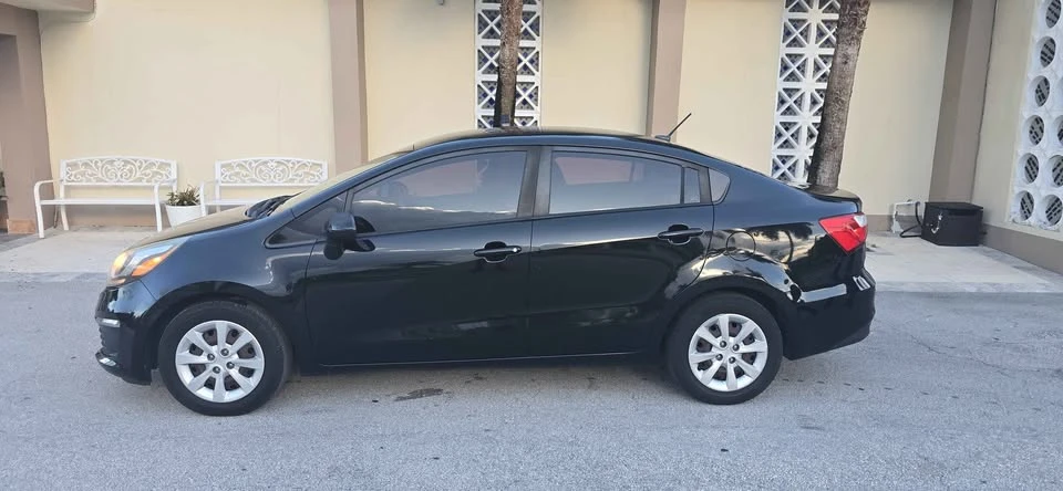 2017 Kia Rio - Image 3 of 10