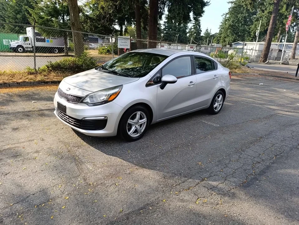 2017 Kia Rio - Image 4 of 18