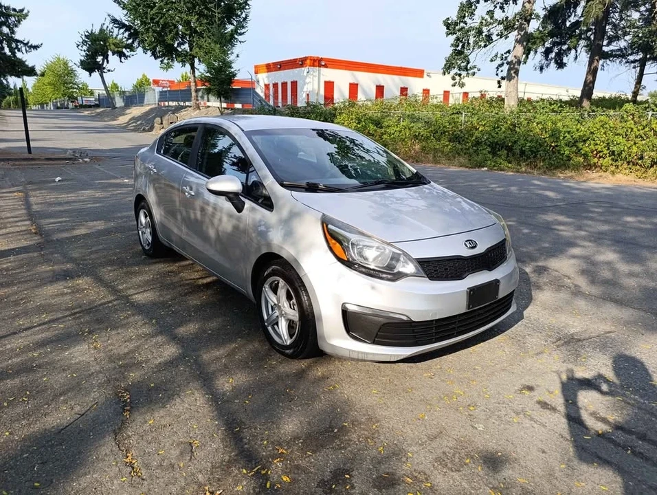 2017 Kia Rio - Image 2 of 18