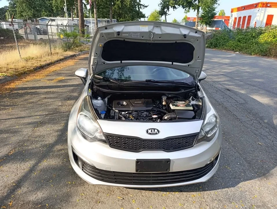 2017 Kia Rio - Image 12 of 18