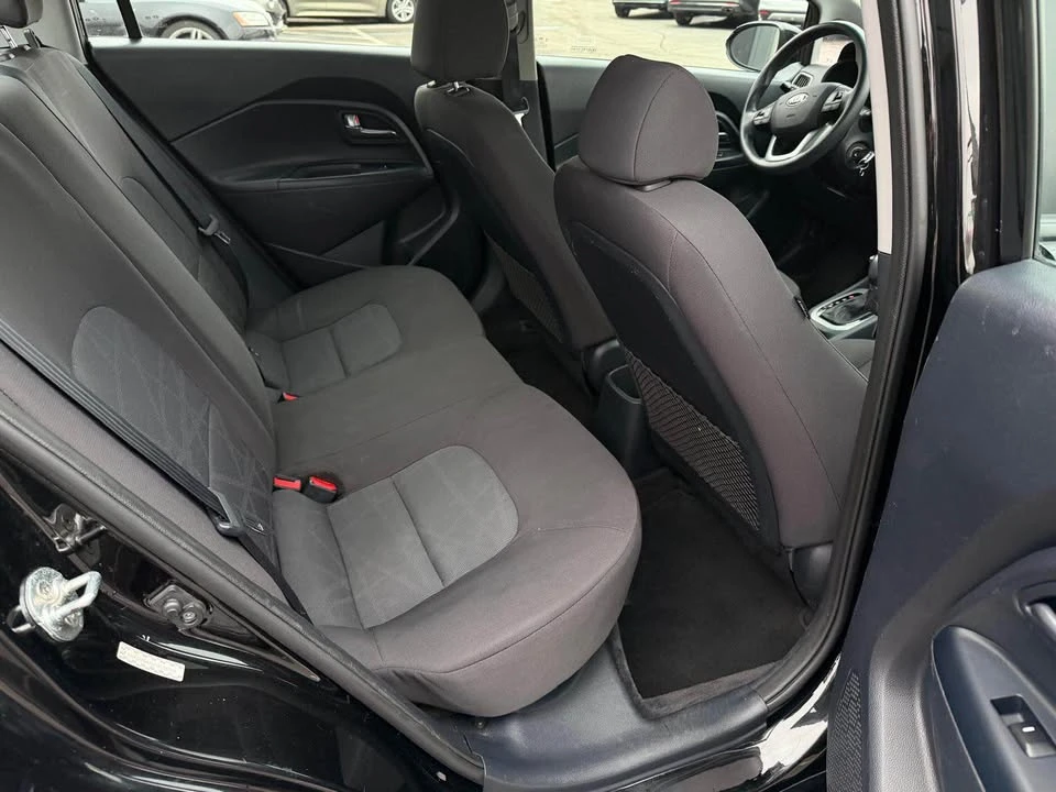 2017 Kia Rio - Image 12 of 19