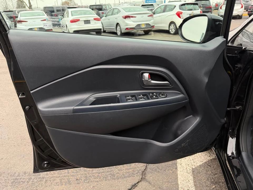 2017 Kia Rio - Image 19 of 19