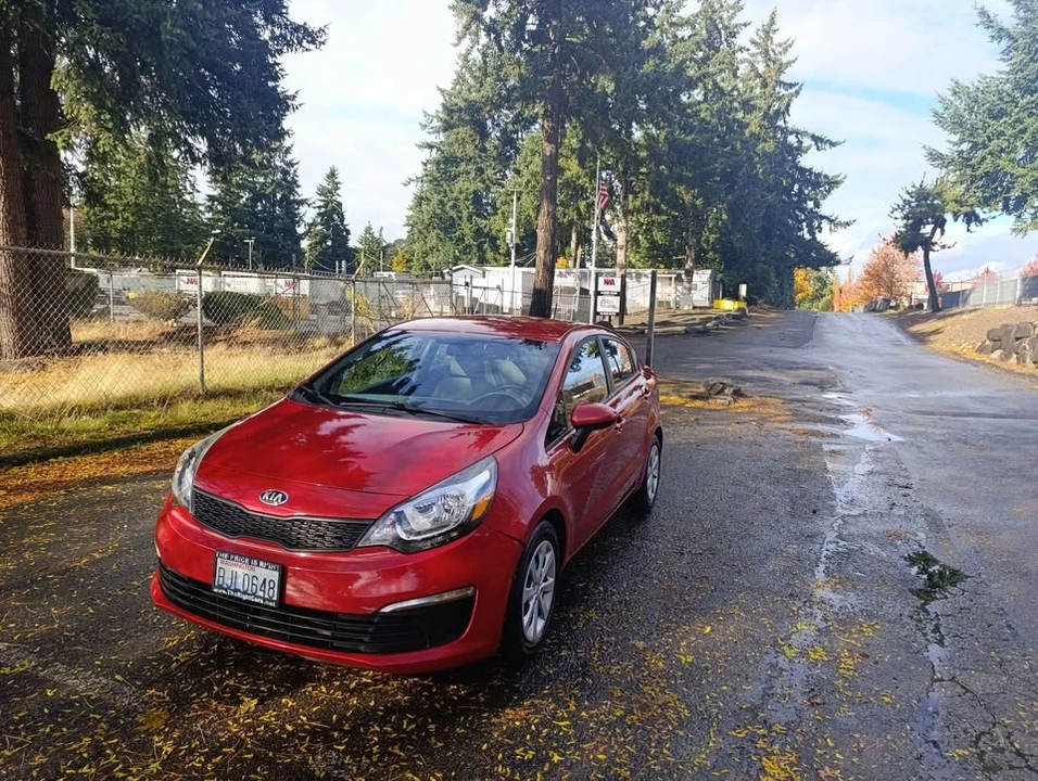 2017 Kia Rio - Image 11 of 18