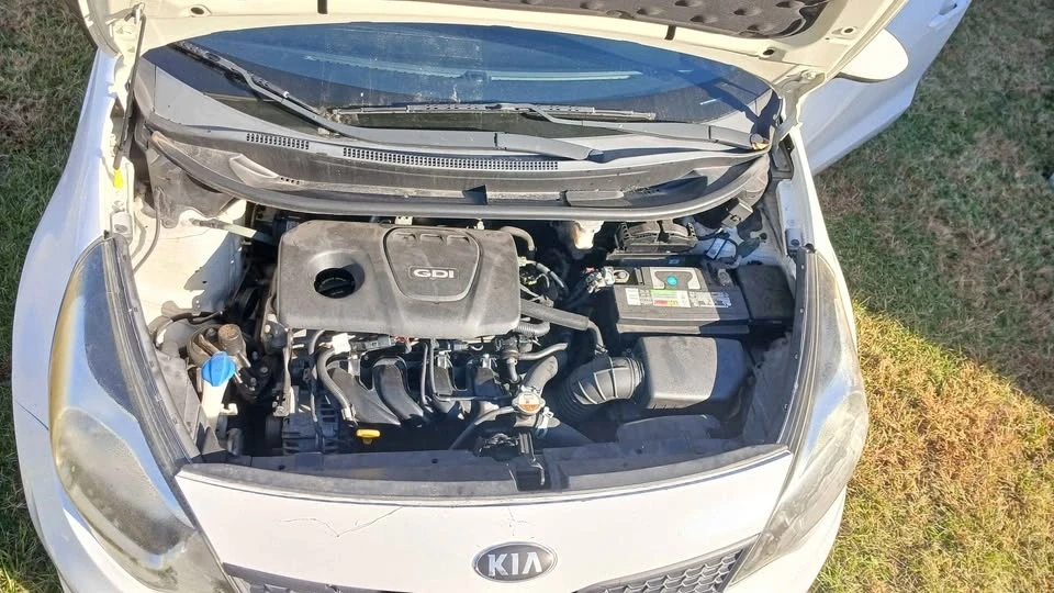 2017 Kia Rio - Image 13 of 15