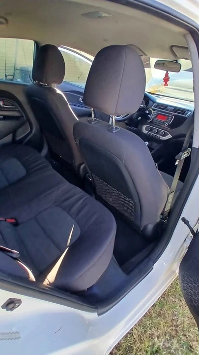 2017 Kia Rio - Image 12 of 15