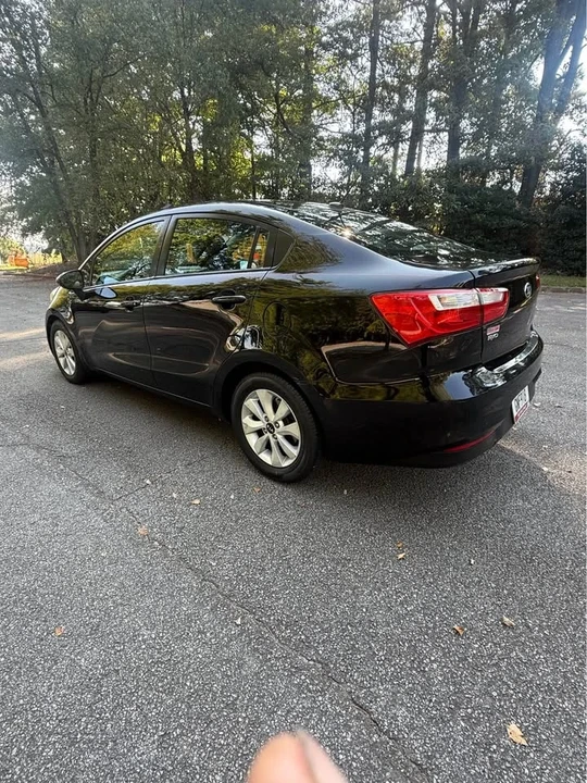 2017 Kia Rio - Image 6 of 14