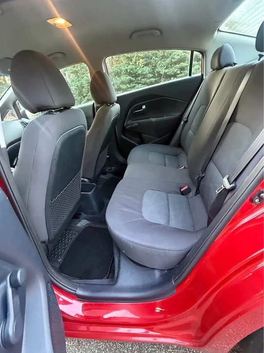 2017 Kia Rio - Image 6 of 13