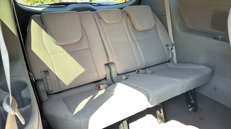 2017 Kia Carnival - Image 20 of 20