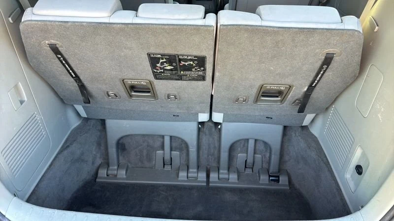 2017 Kia Carnival - Image 17 of 19