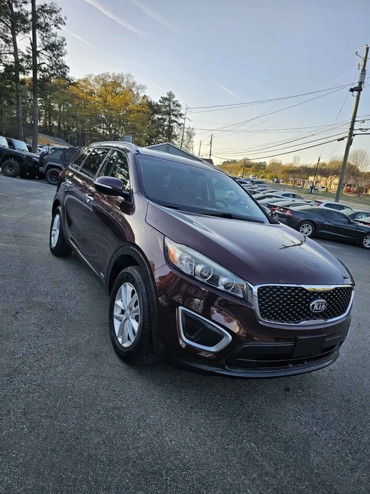 2017 Kia Sorento - Image 2 of 19