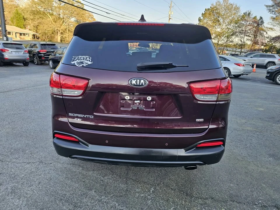 2017 Kia Sorento - Image 8 of 19
