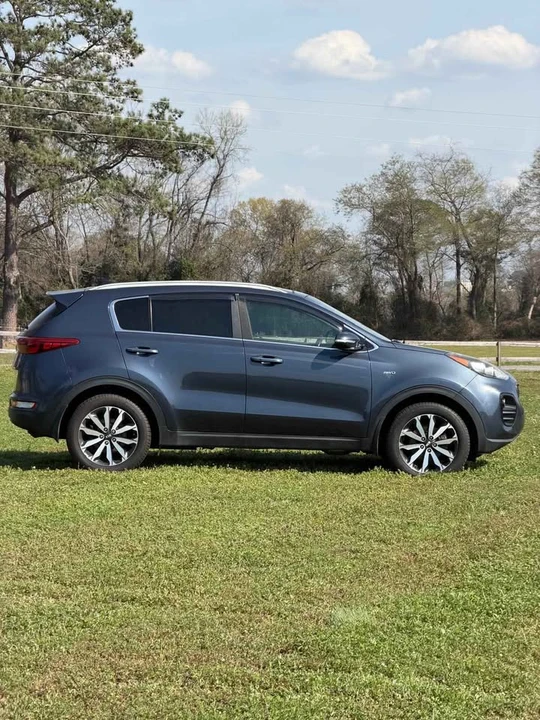 2017 Kia Sportage - Image 6 of 10