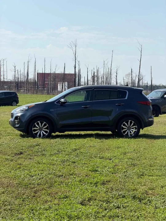 2017 Kia Sportage - Image 4 of 10