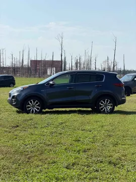 2017 Kia Sportage - Image 4 of 10